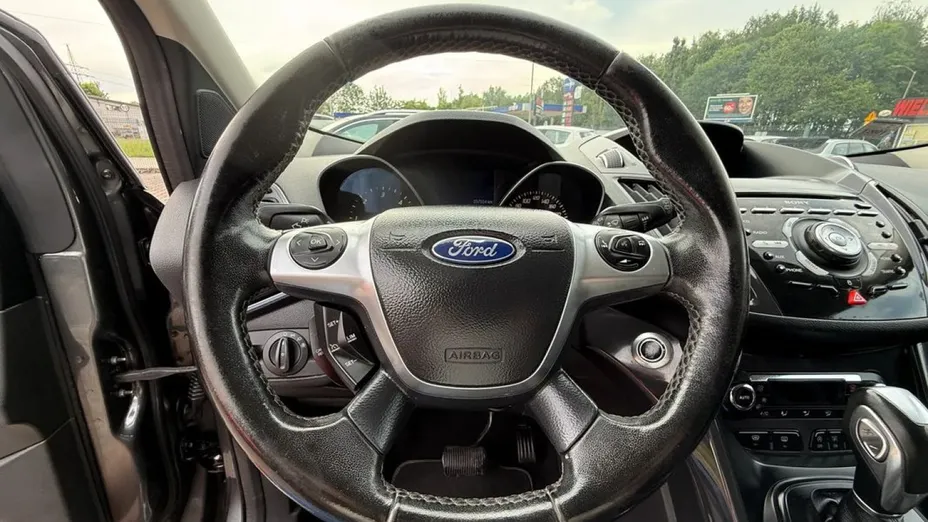 FORD Kuga -