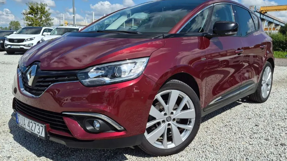 RENAULT Scenic -