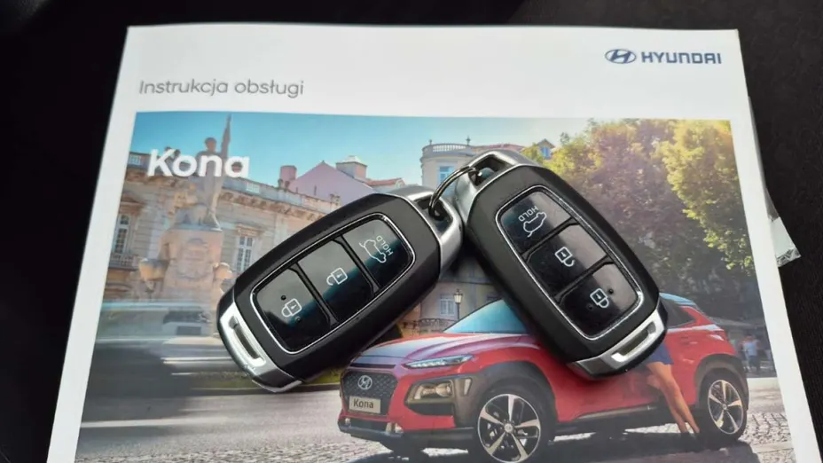 HYUNDAI Kona -