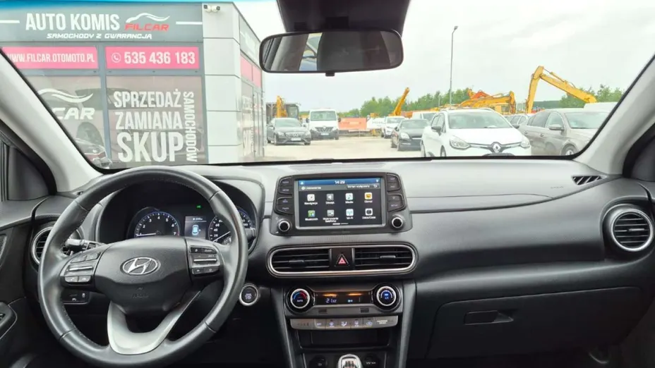 HYUNDAI Kona -