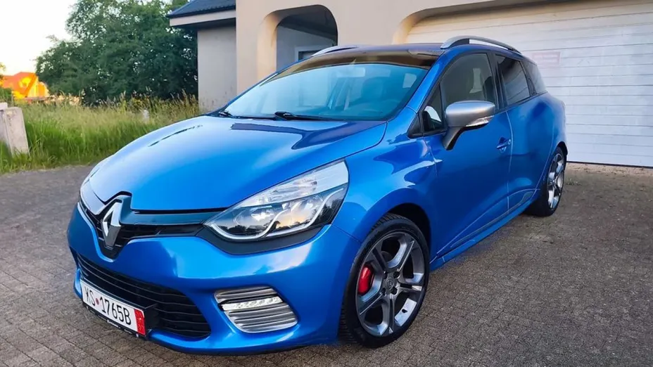 RENAULT Clio -