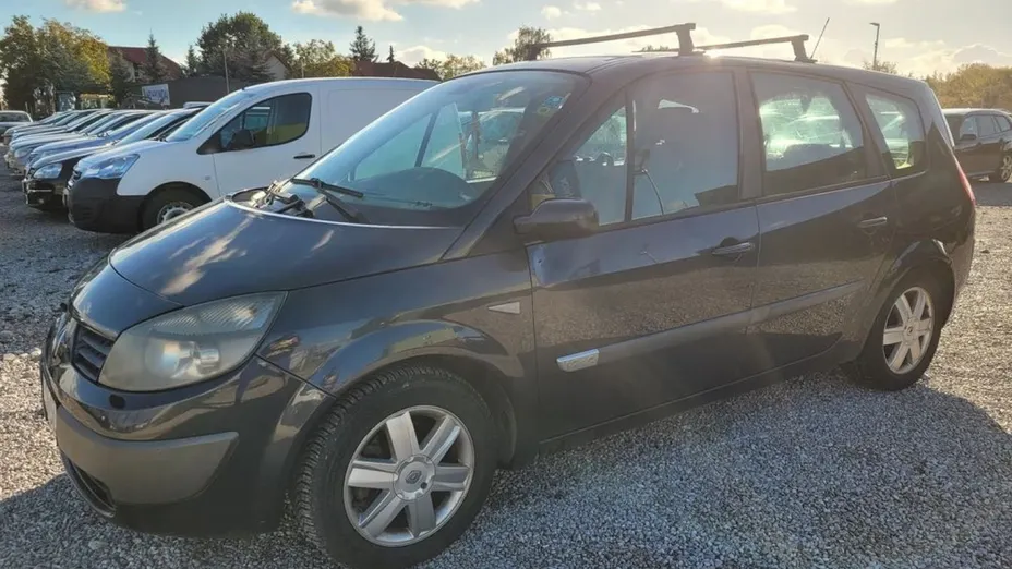 RENAULT Megane -