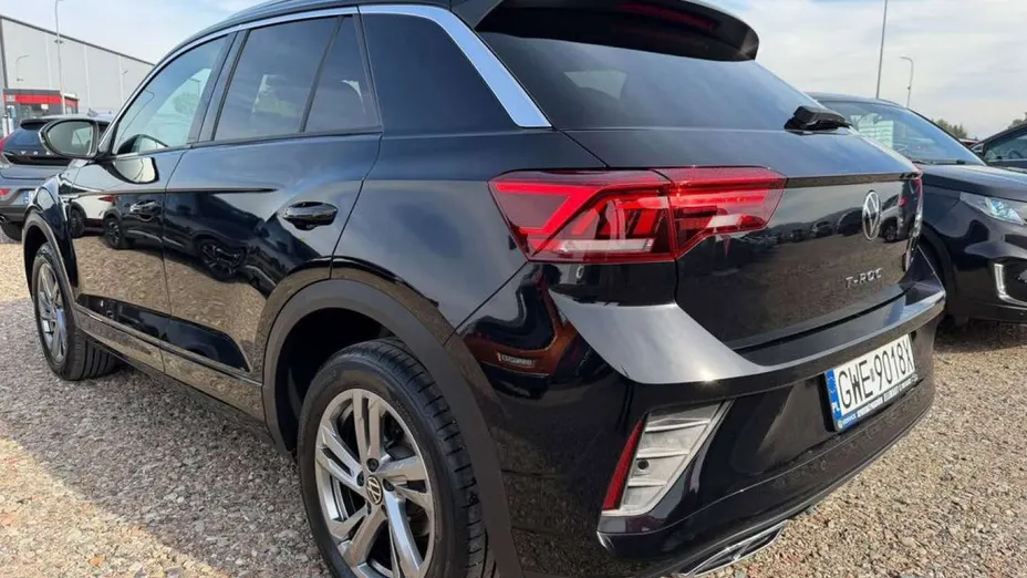 VOLKSWAGEN T-ROC -
