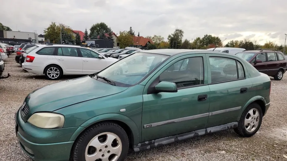 OPEL Astra -