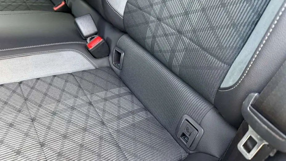 VOLKSWAGEN T-ROC -