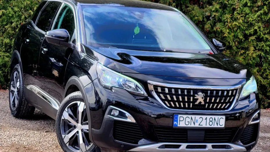 PEUGEOT 3008 -