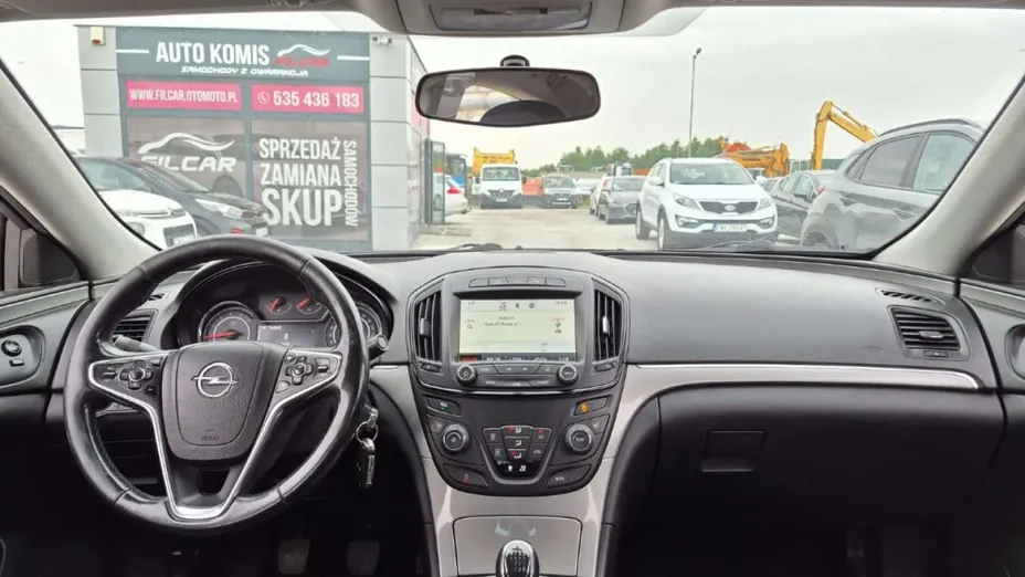 OPEL Insignia -