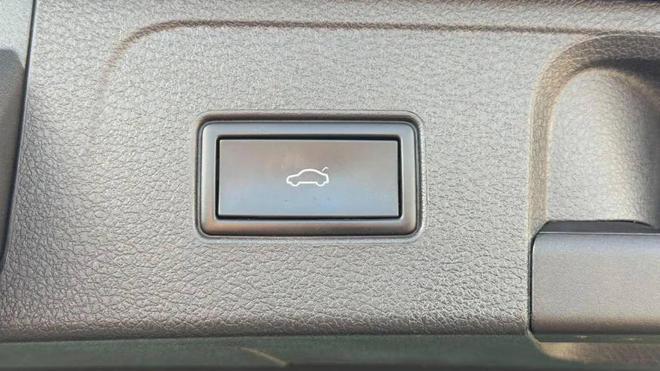 VOLKSWAGEN Passat -
