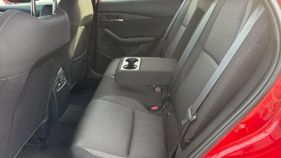 MAZDA CX-30 -
