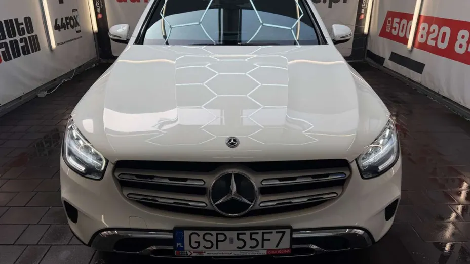 MERCEDES-BENZ GLC -