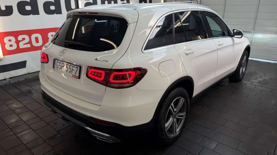MERCEDES-BENZ GLC -