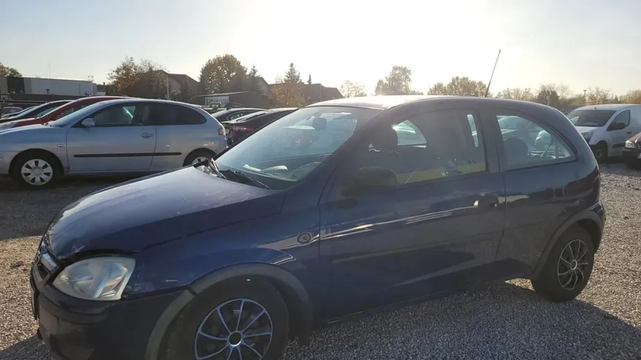 OPEL Corsa -
