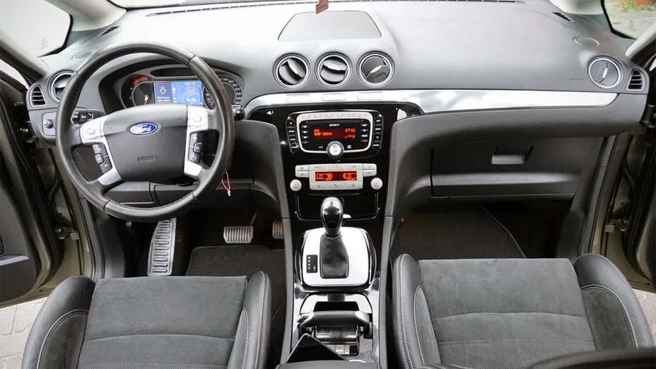 FORD S-MAX -