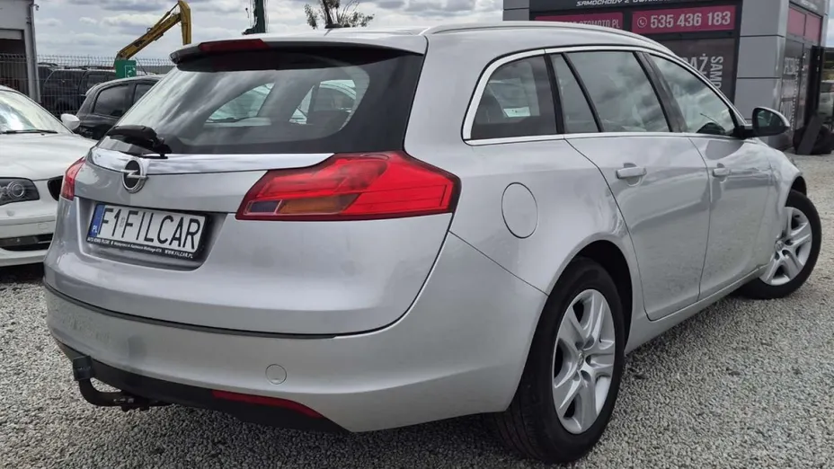 OPEL Insignia -