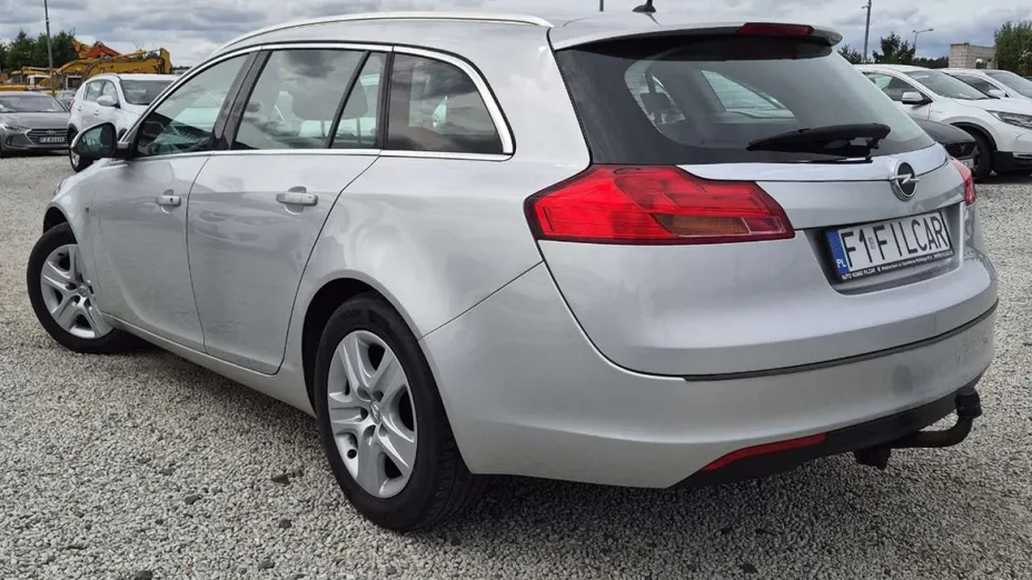 OPEL Insignia -