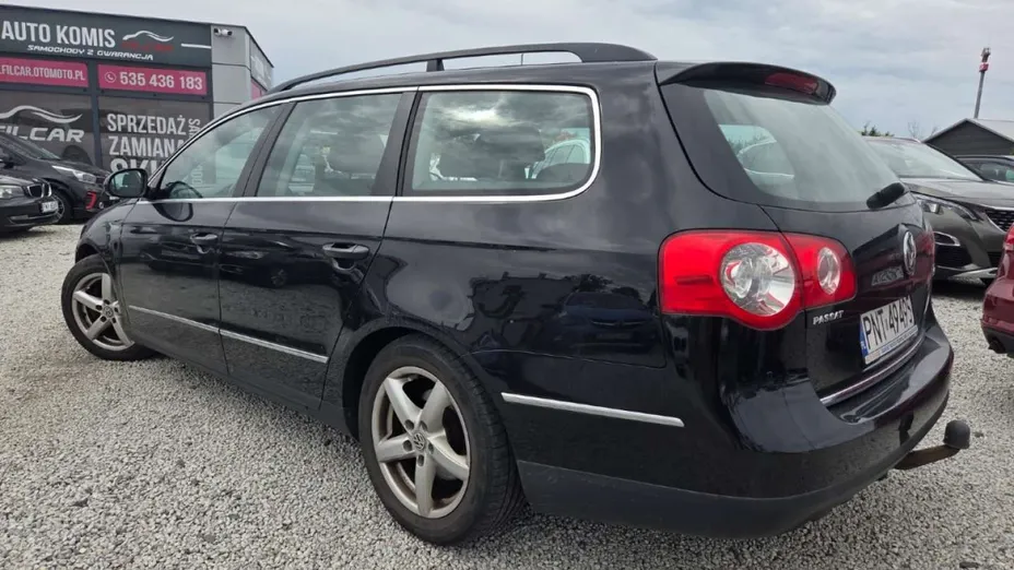 VOLKSWAGEN Passat -