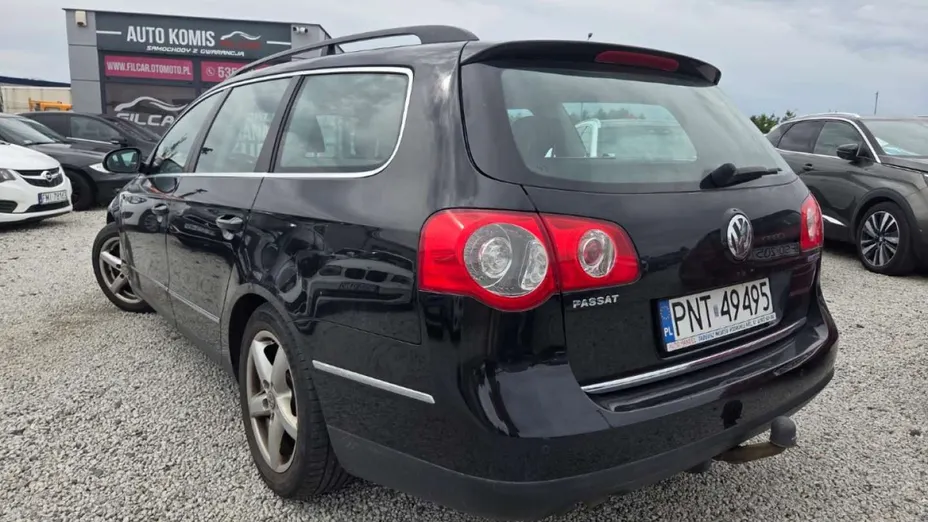 VOLKSWAGEN Passat -