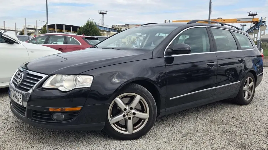 VOLKSWAGEN Passat -