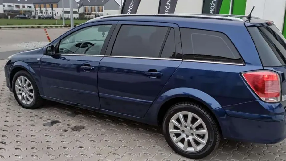 OPEL Astra -