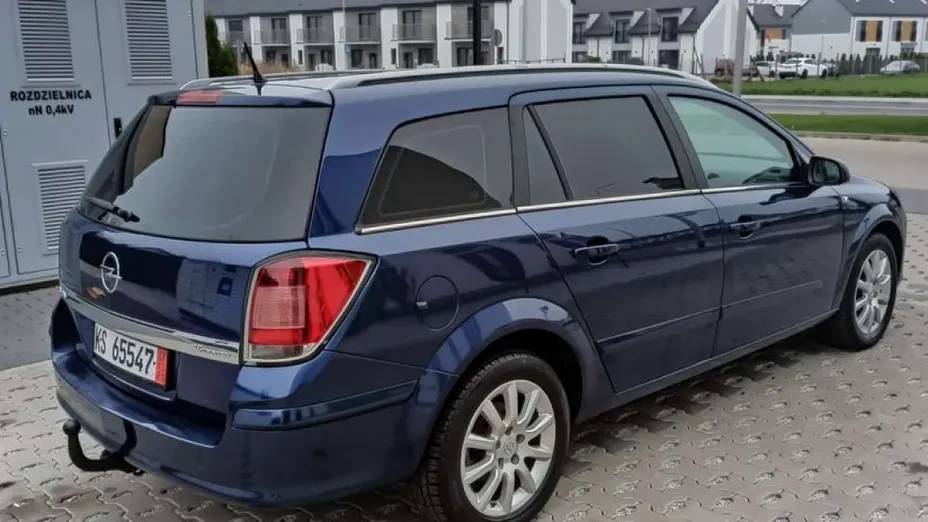 OPEL Astra -