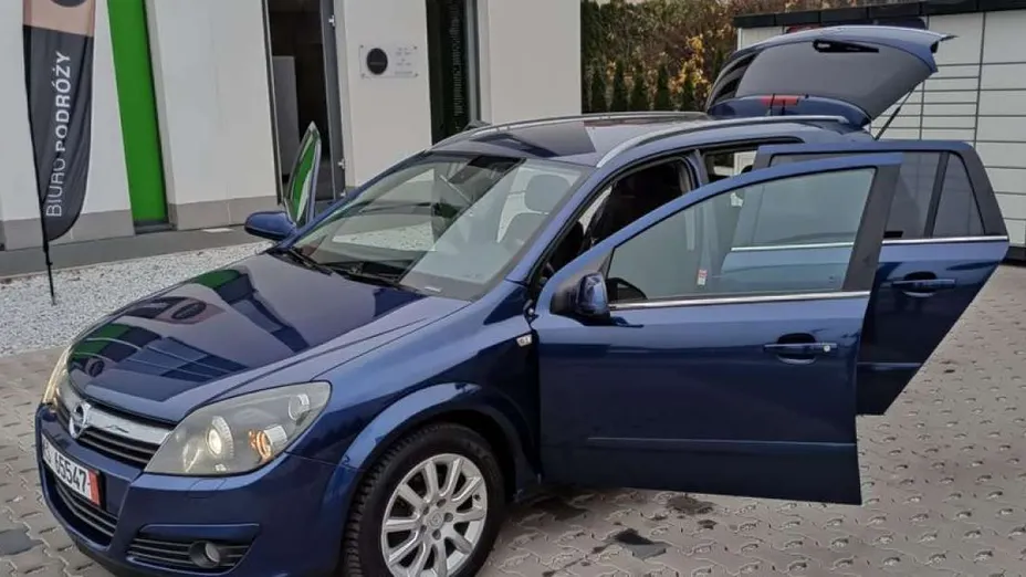 OPEL Astra -