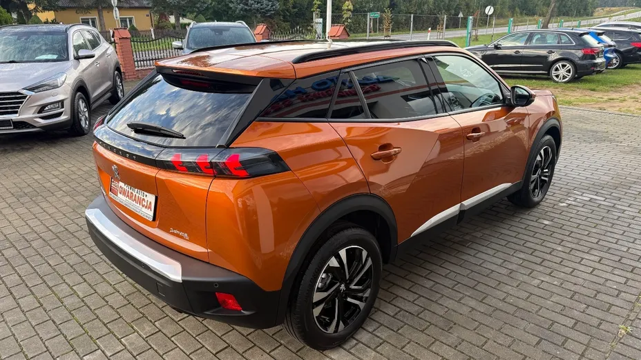 PEUGEOT 2008 -