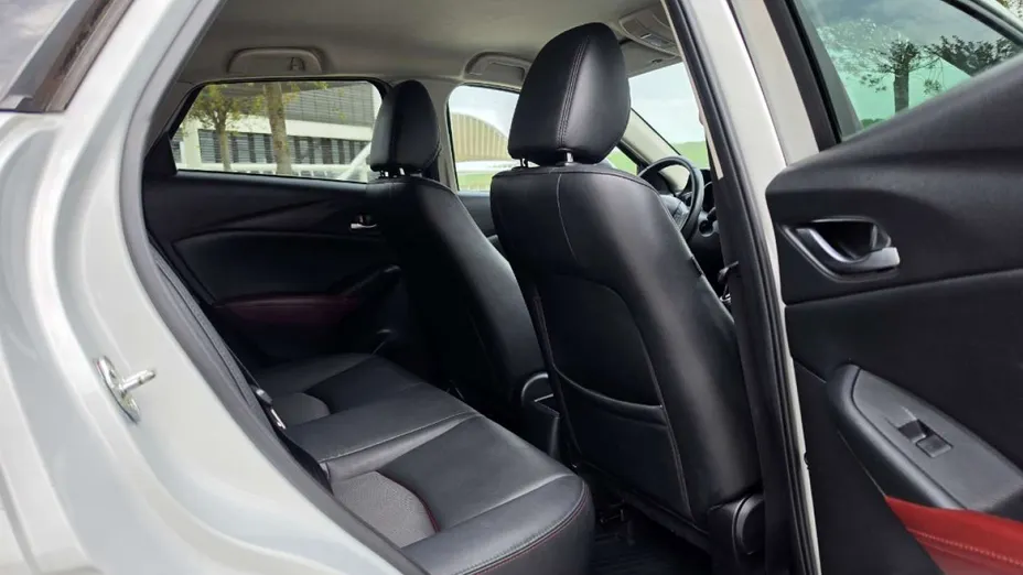 MAZDA CX-3 -