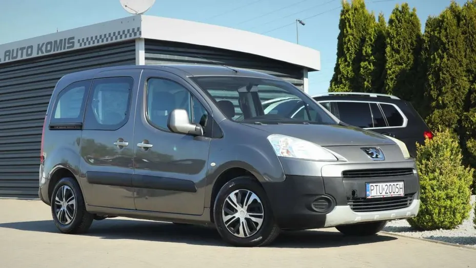 PEUGEOT Partner -