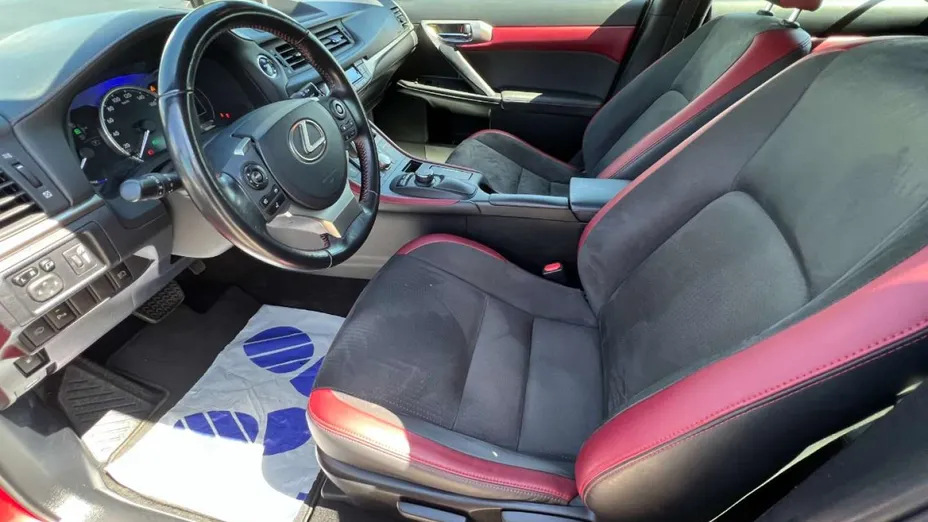LEXUS CT -