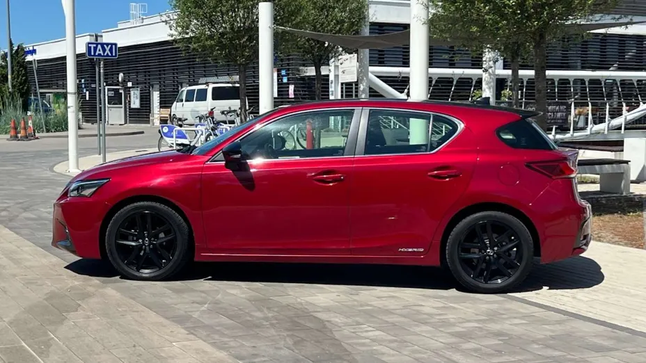 LEXUS CT -