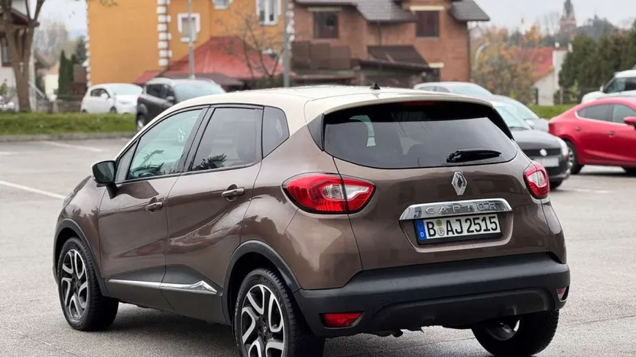 RENAULT Captur -