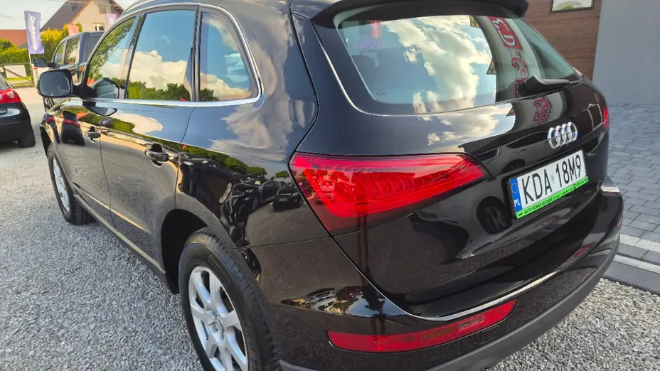 AUDI Q5 -