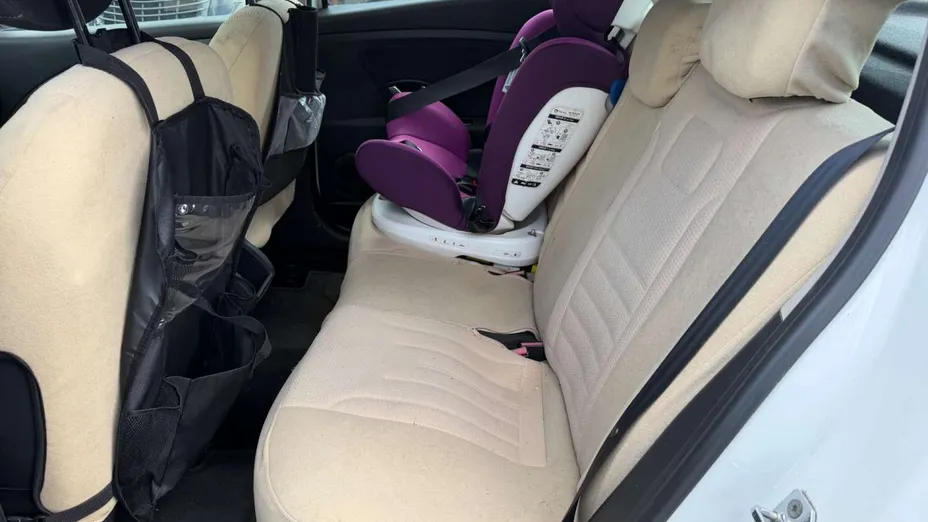 RENAULT Megane -