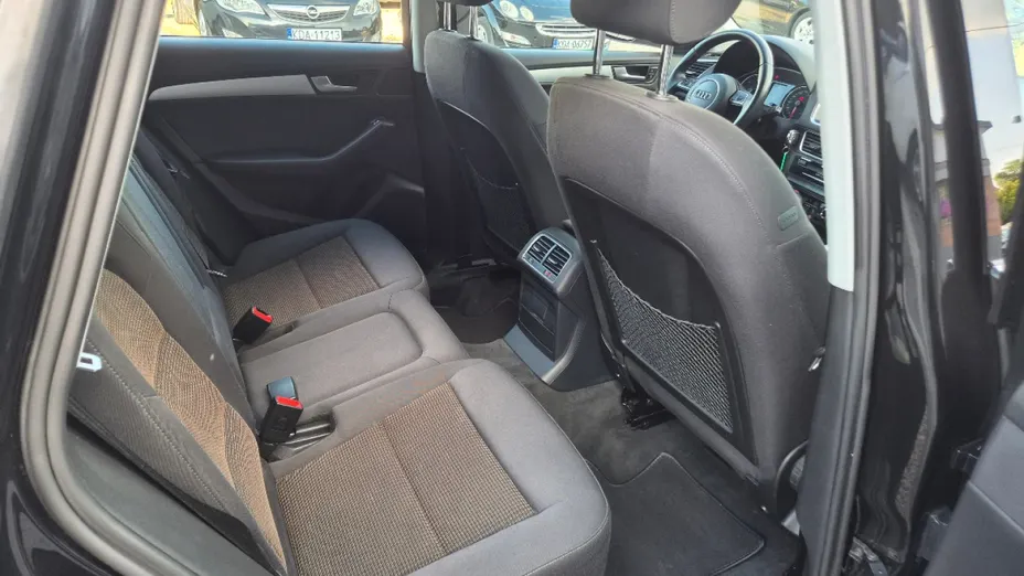 AUDI Q5 -