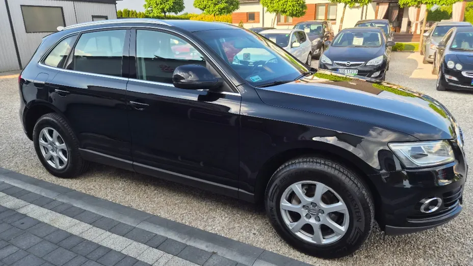 AUDI Q5 -