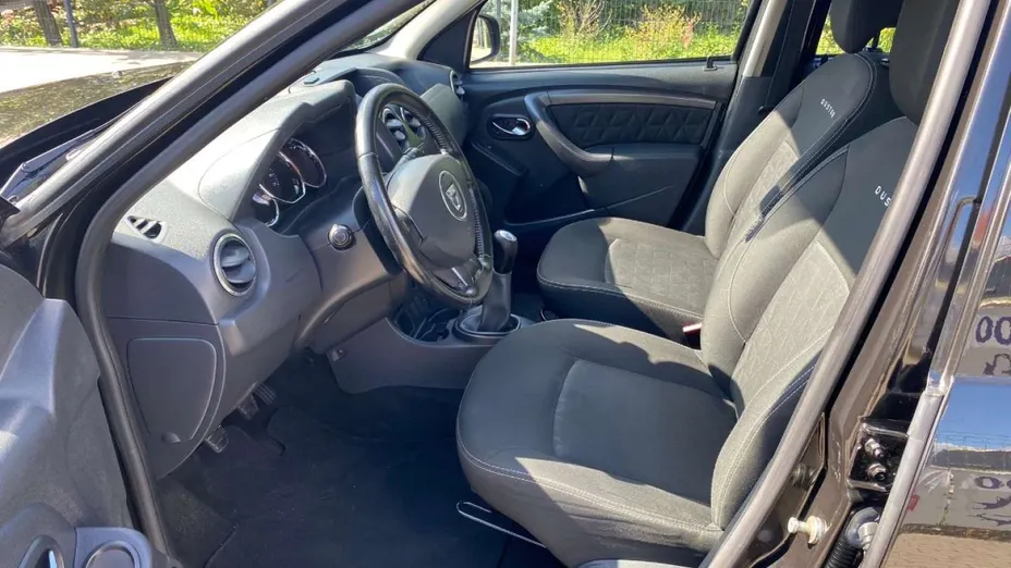 DACIA Duster -