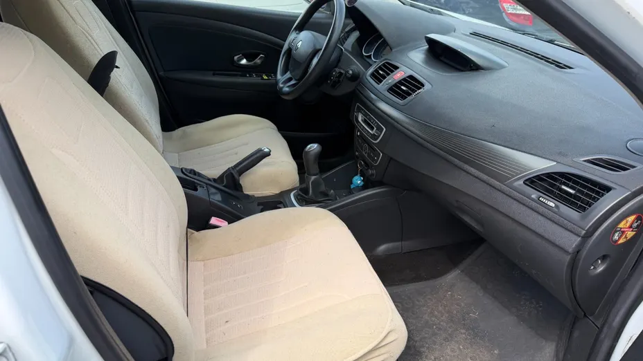 RENAULT Megane -