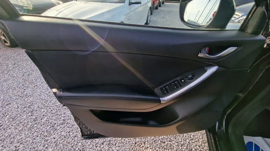 MAZDA CX-50 -