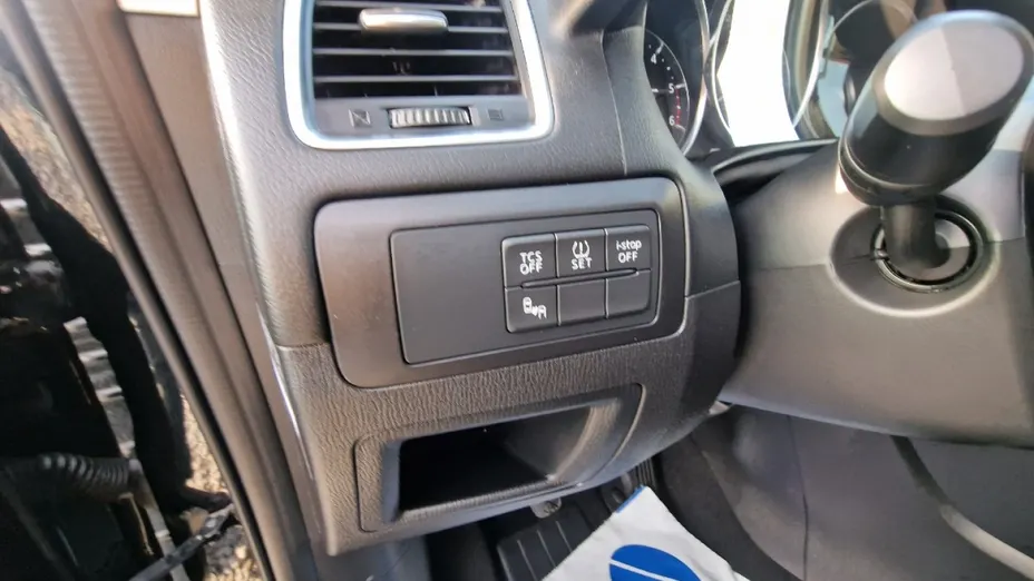 MAZDA CX-50 -