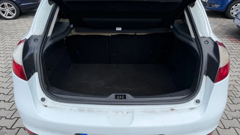 RENAULT Megane -