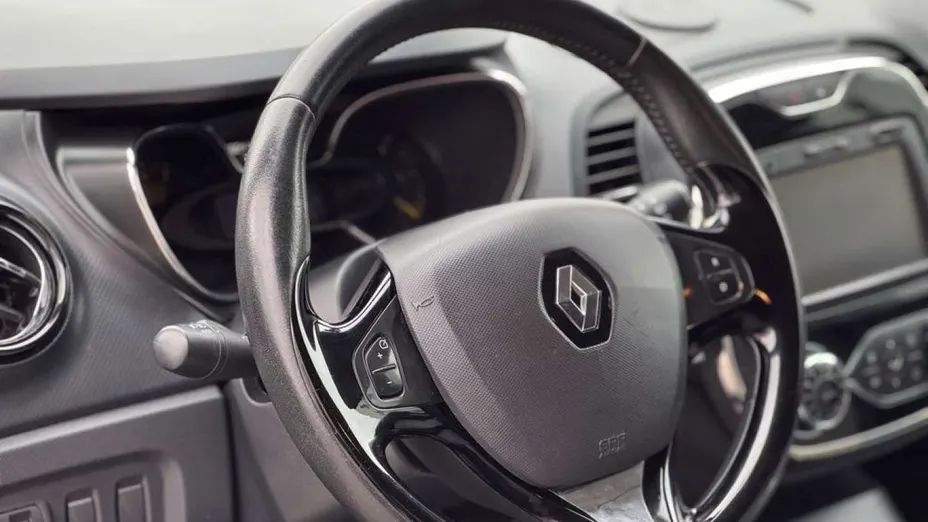 RENAULT Captur -