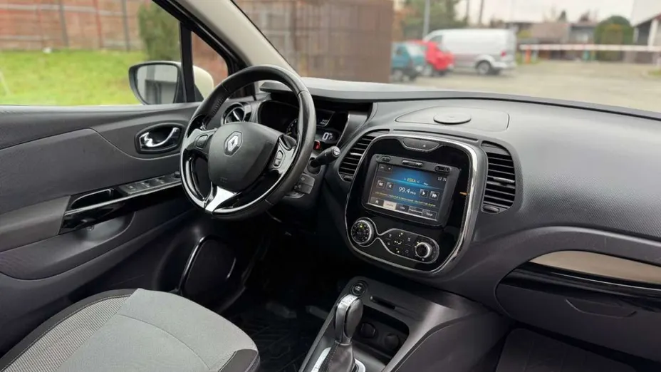 RENAULT Captur -