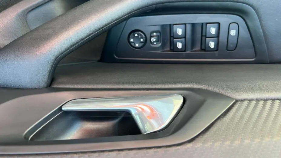 PEUGEOT 508 -