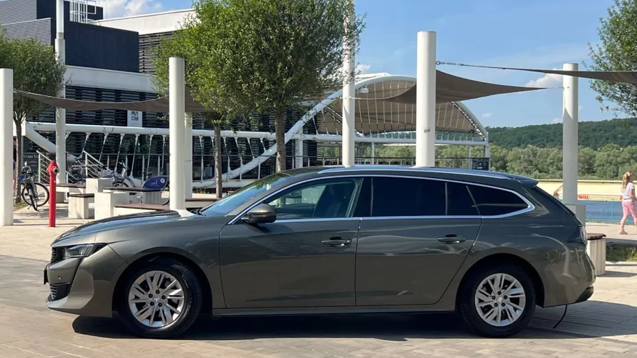 PEUGEOT 508 -