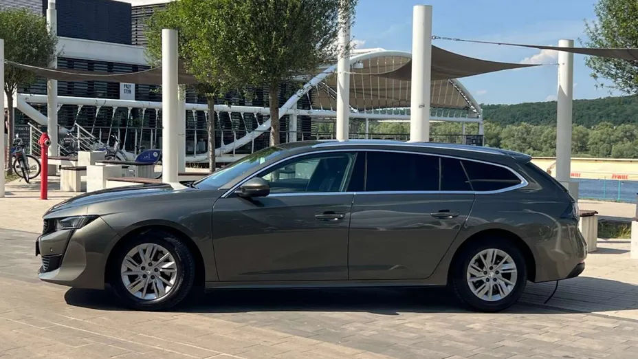 PEUGEOT 508 -