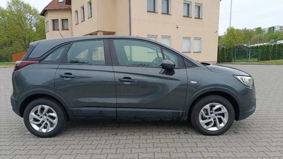 OPEL Crossland X -