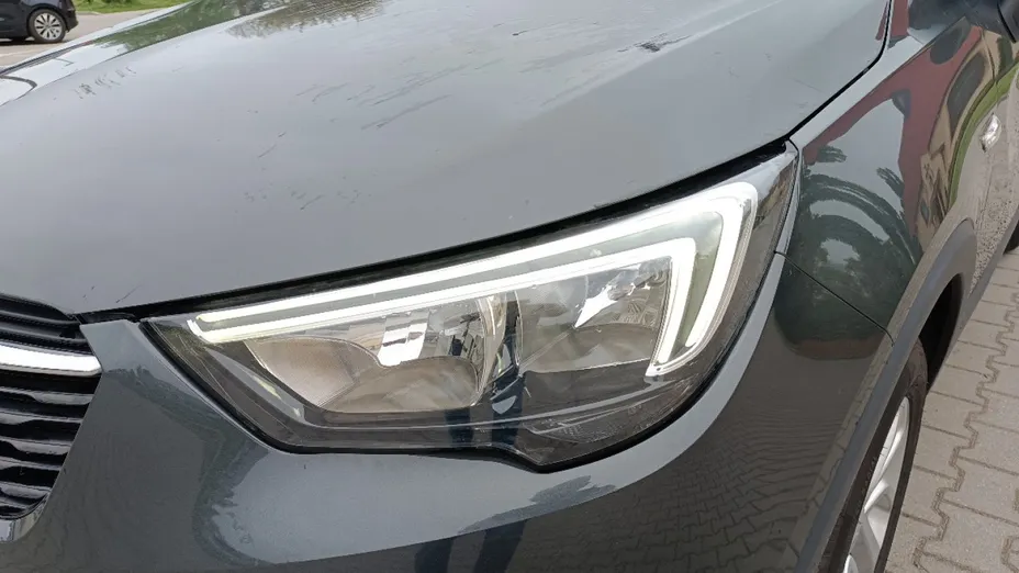 OPEL Crossland X -