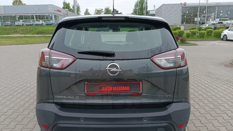 OPEL Crossland X -