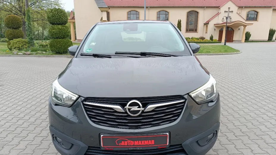 OPEL Crossland X -