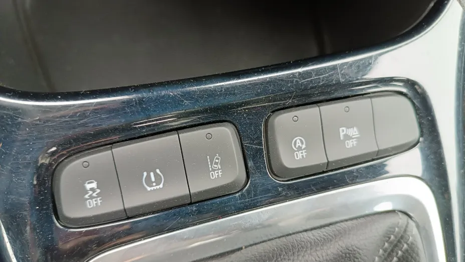OPEL Crossland X -